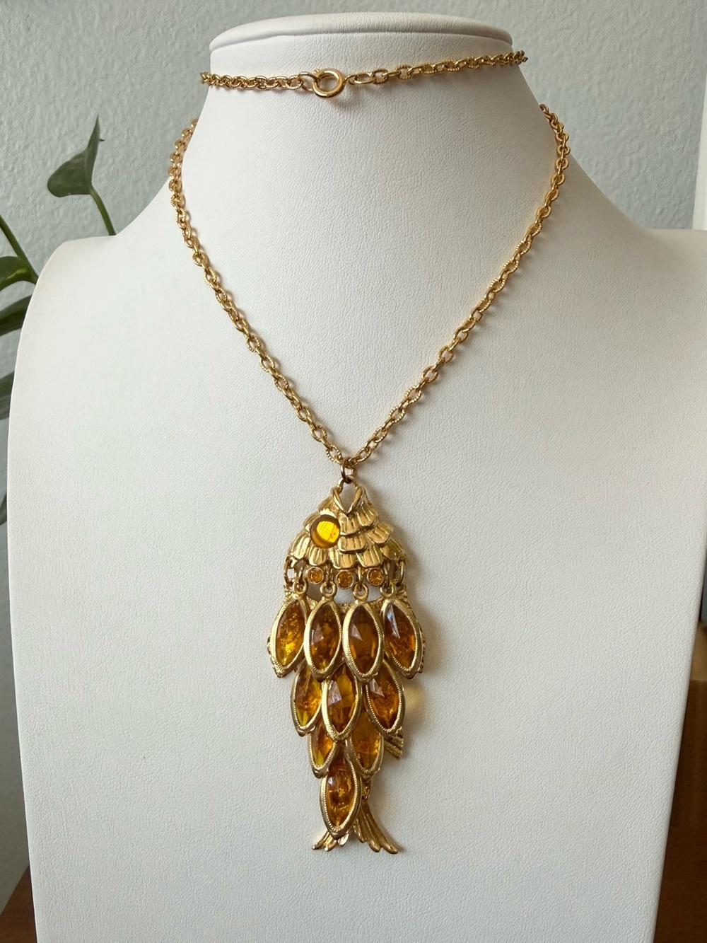Vintage Articulated Fish Pendant Yellow Topaz Glass Cabochon Goldtone Necklace